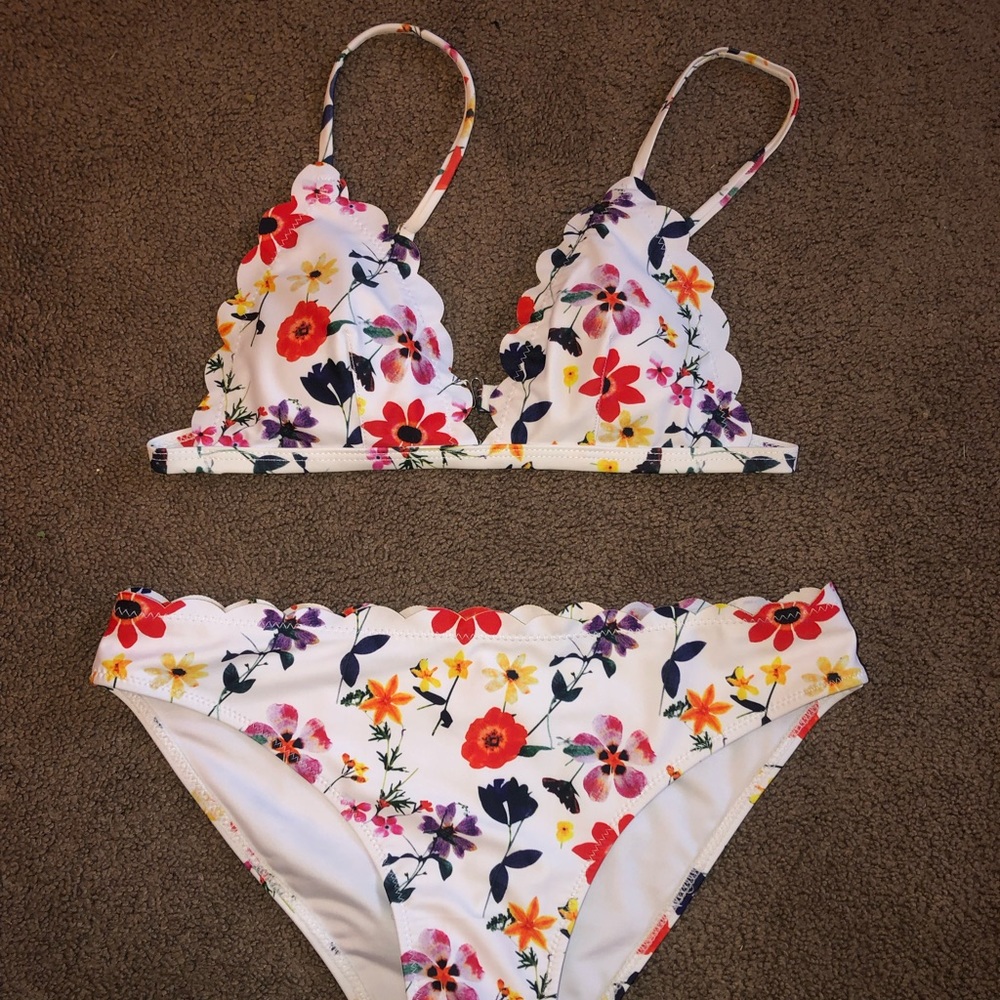 NEVER WORN bathing suit for sale